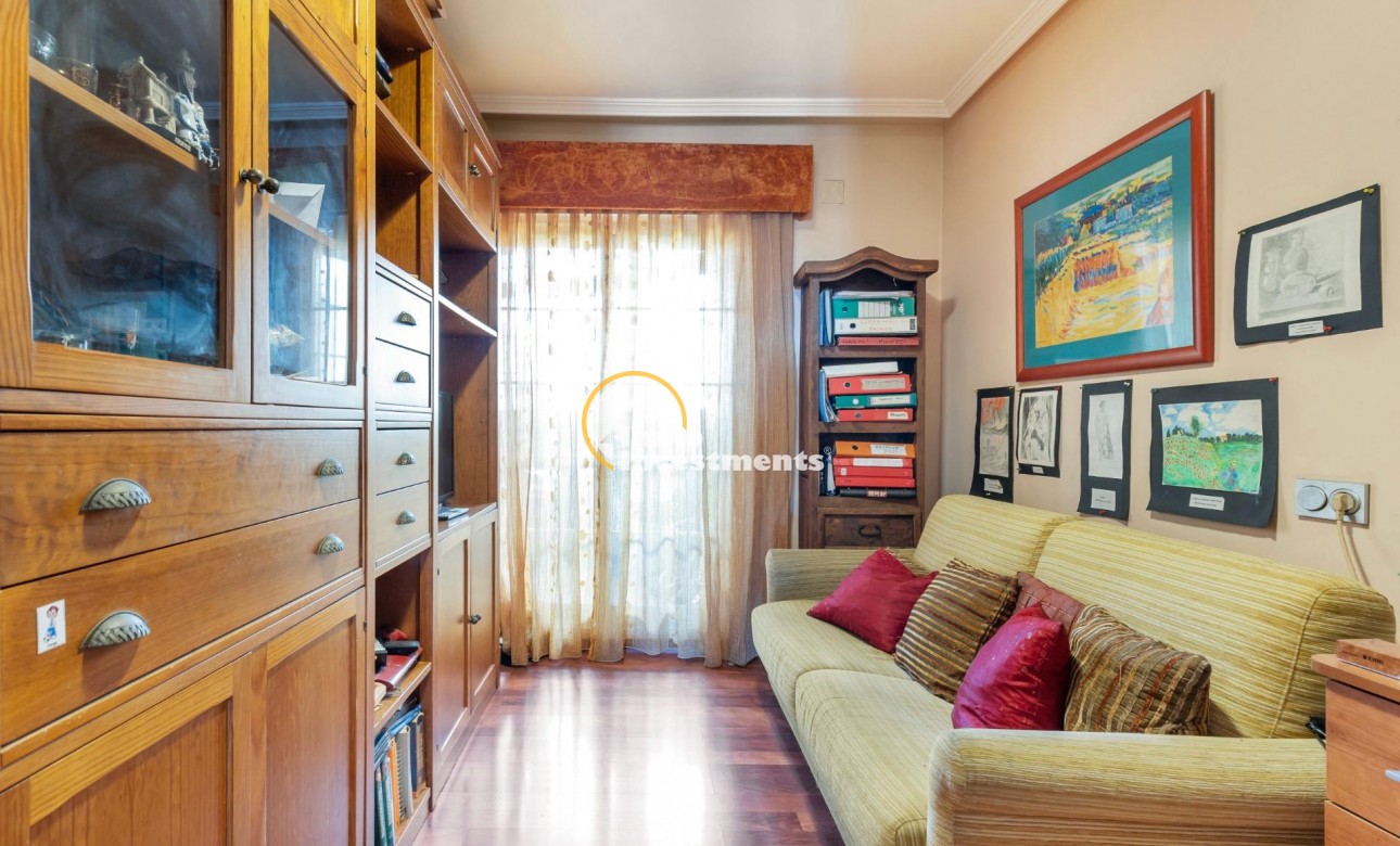 Bestaande bouw - Half vrijstaande villa - Torrevieja - Aguas Nuevas