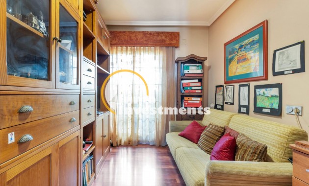 Bestaande bouw - Half vrijstaande villa - Torrevieja - Aguas Nuevas