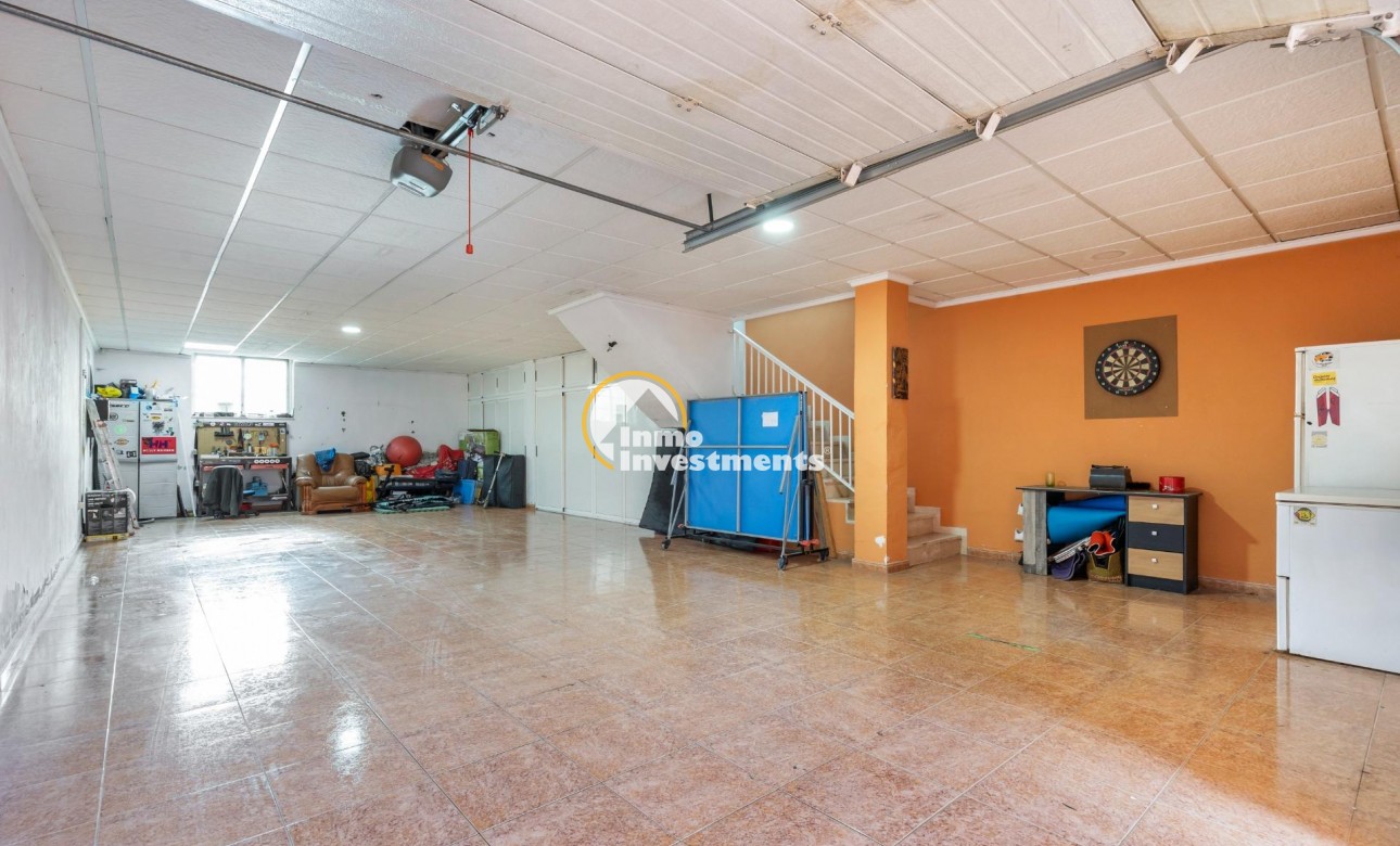 Bestaande bouw - Half vrijstaande villa - Torrevieja - Aguas Nuevas