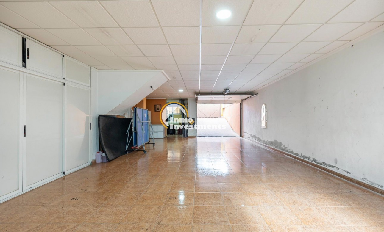 Bestaande bouw - Half vrijstaande villa - Torrevieja - Aguas Nuevas