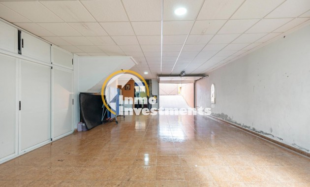 Bestaande bouw - Half vrijstaande villa - Torrevieja - Aguas Nuevas