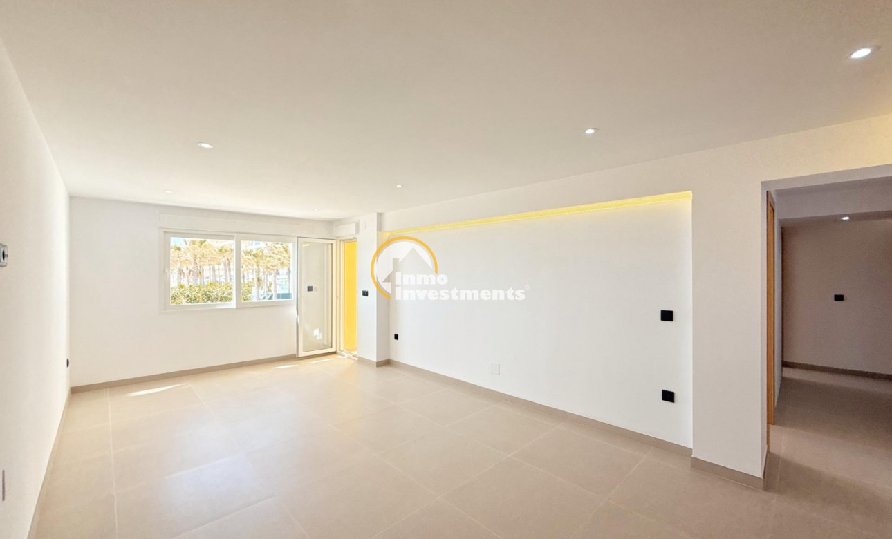 Resale - Apartment - Torrevieja - La Mata pueblo