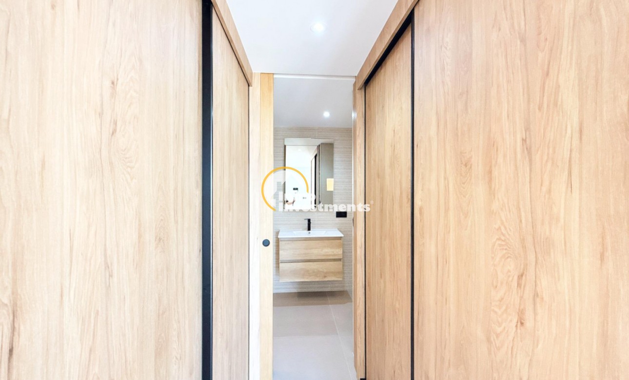 Resale - Apartment - Torrevieja - La Mata pueblo