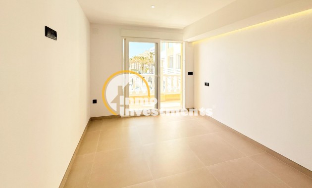 Resale - Apartment - Torrevieja - La Mata pueblo