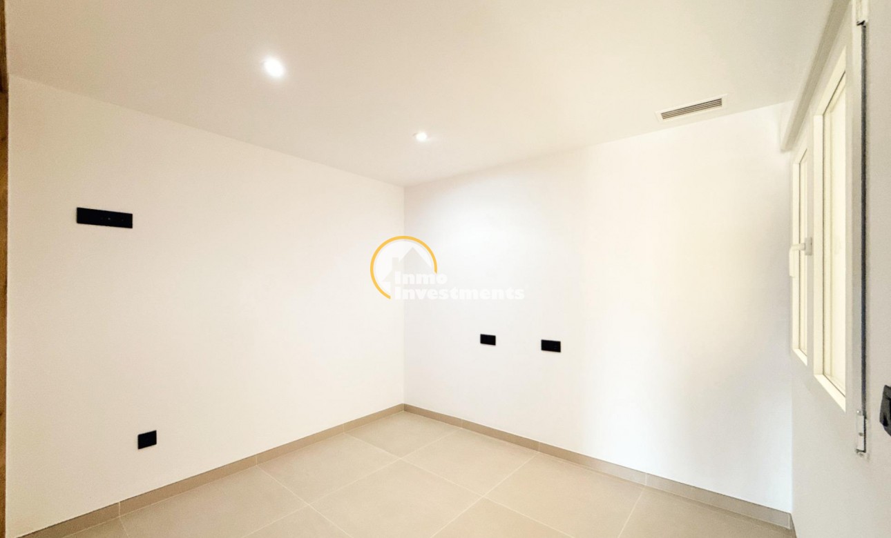 Resale - Apartment - Torrevieja - La Mata pueblo