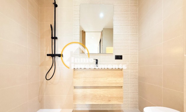 Resale - Apartment - Torrevieja - La Mata pueblo