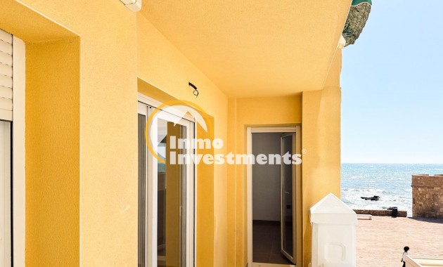 Resale - Apartment - Torrevieja - La Mata pueblo