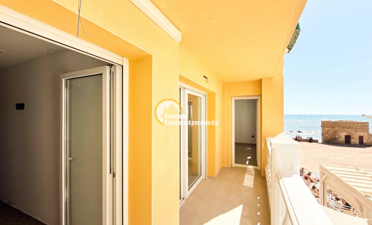Resale - Apartment - Torrevieja - La Mata pueblo