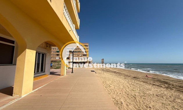 Resale - Apartment - Torrevieja - La Mata pueblo