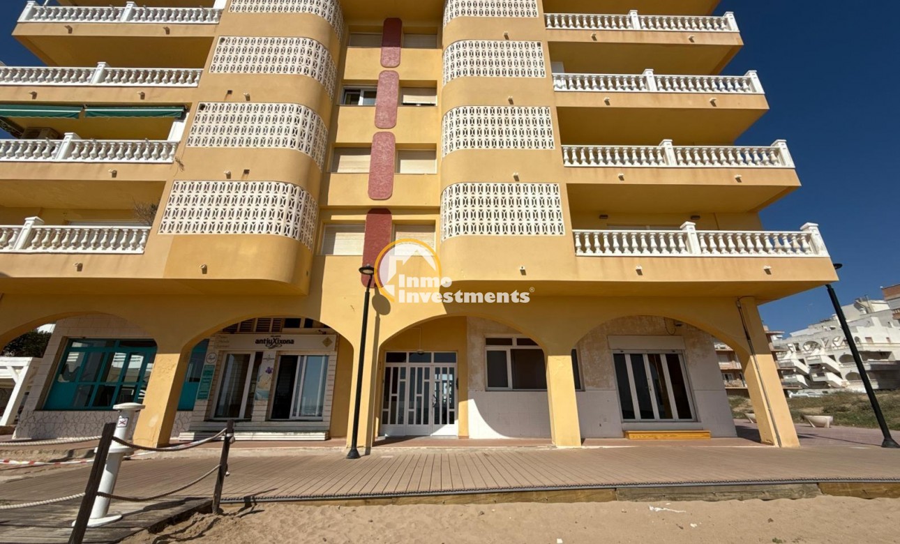 Resale - Apartment - Torrevieja - La Mata pueblo
