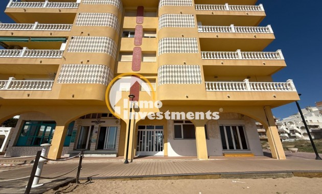 Resale - Apartment - Torrevieja - La Mata pueblo