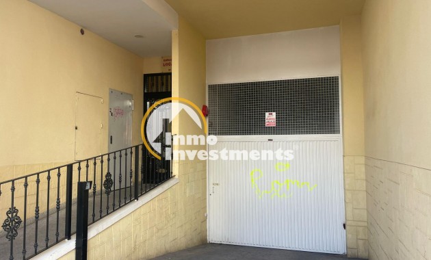 Resale - Commercial - Torrevieja - Playa del Cura