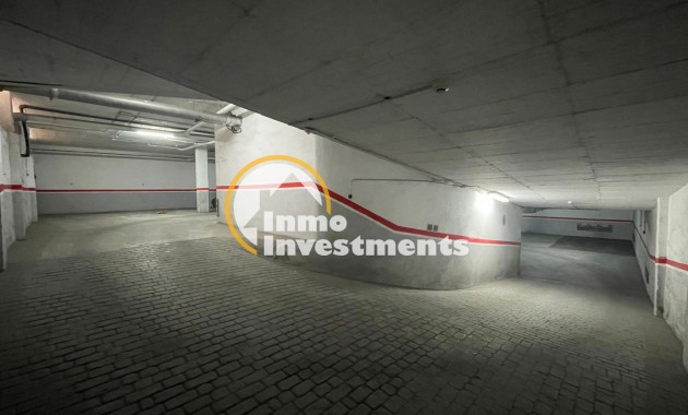 Resale - Commercial - Torrevieja - Playa del Cura