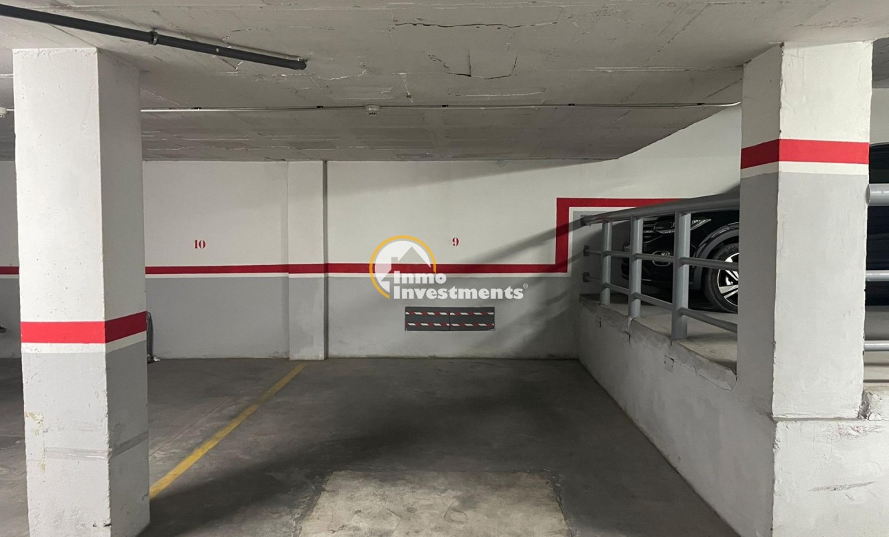 Resale - Commercial - Torrevieja - Playa del Cura