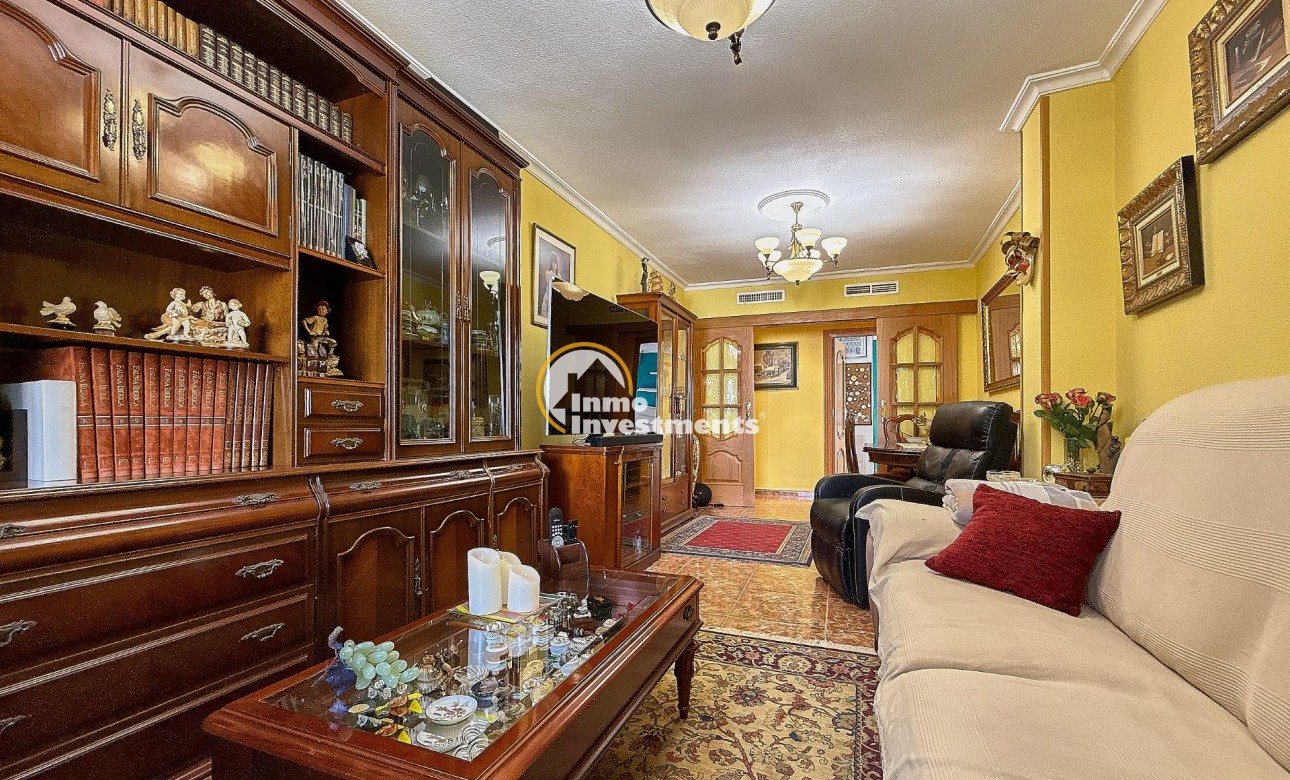 Resale - Apartment - Torrevieja - Playa del Cura