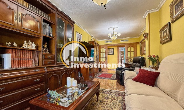 Resale - Apartment - Torrevieja - Playa del Cura