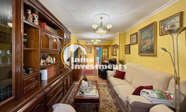 Resale - Apartment - Torrevieja - Playa del Cura