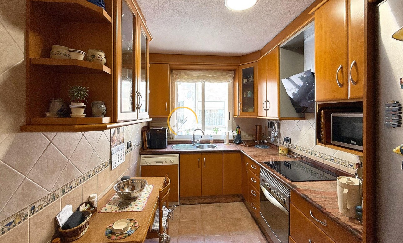 Resale - Apartment - Torrevieja - Playa del Cura