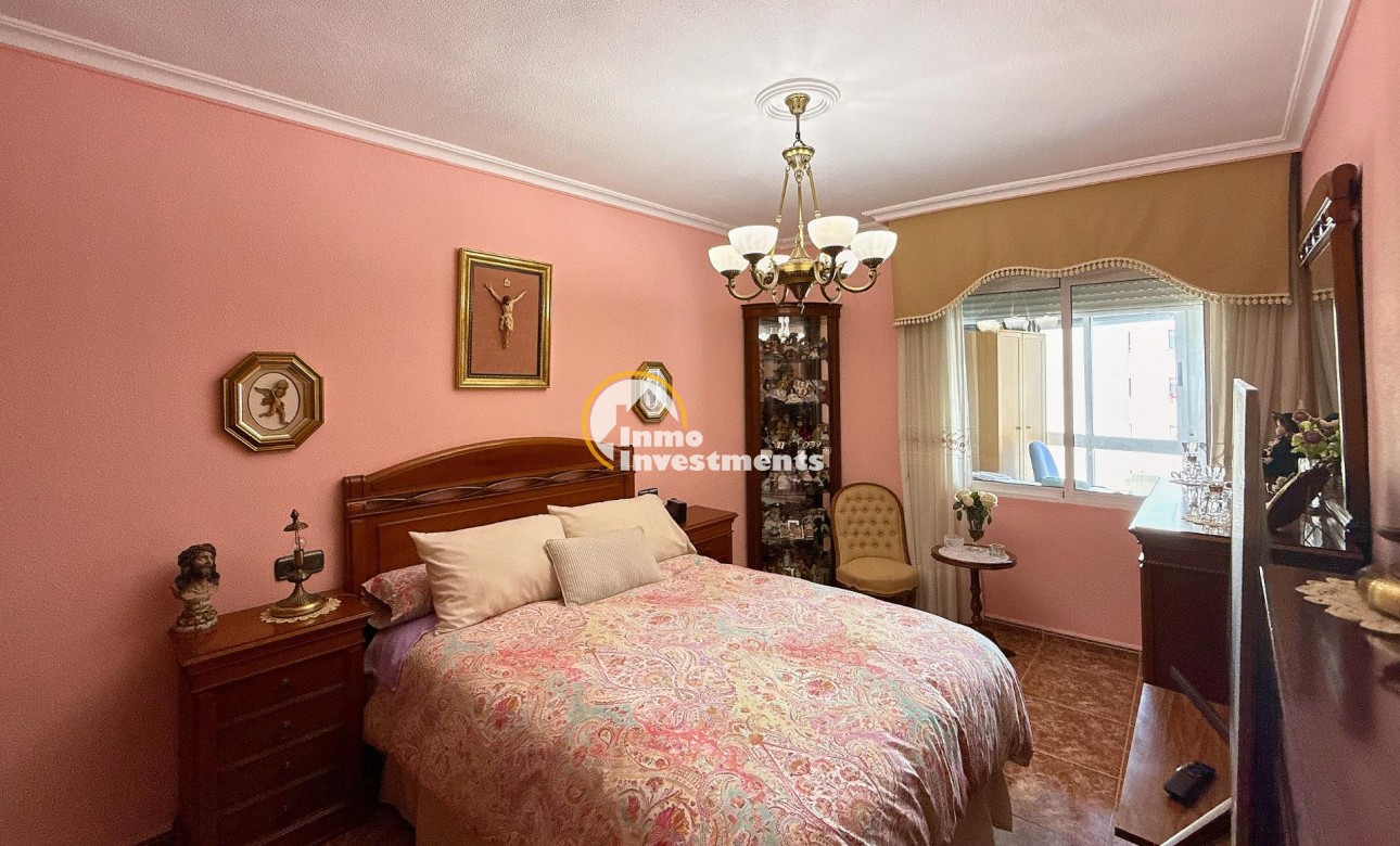 Resale - Apartment - Torrevieja - Playa del Cura