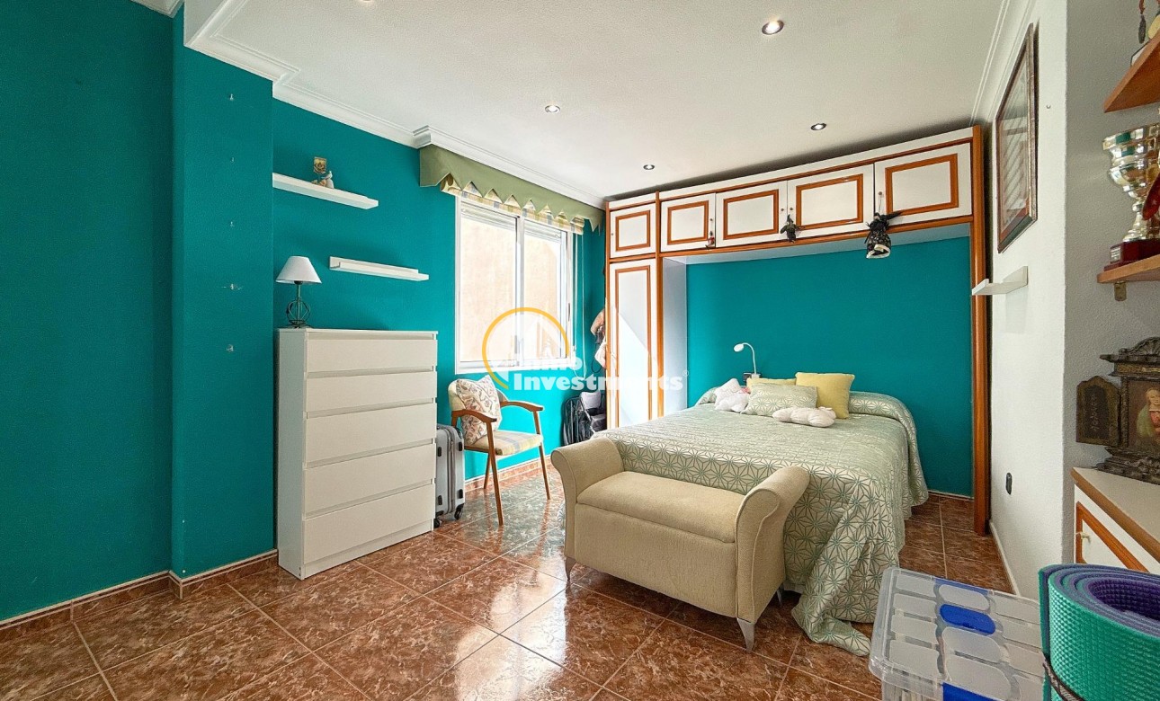 Resale - Apartment - Torrevieja - Playa del Cura