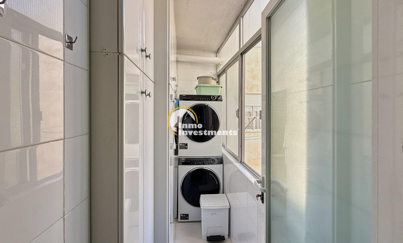 Resale - Apartment - Torrevieja - Playa del Cura