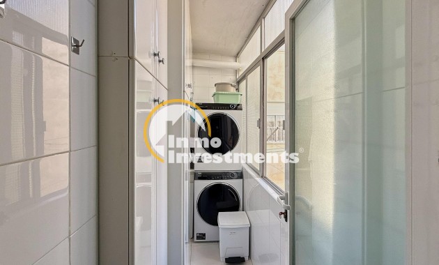 Resale - Apartment - Torrevieja - Playa del Cura