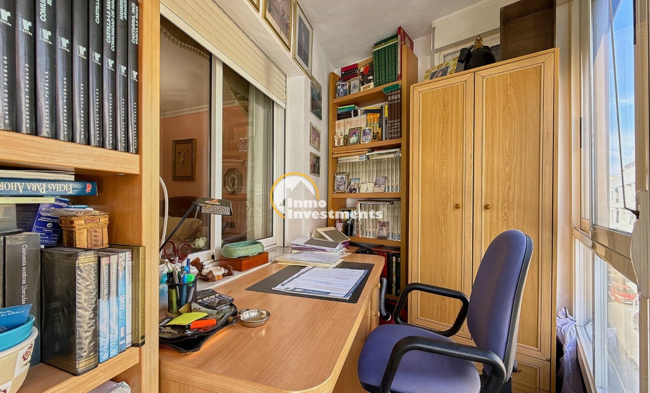 Resale - Apartment - Torrevieja - Playa del Cura