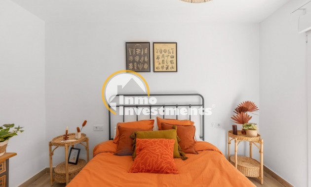 Reventa - Chalet adosado - Torrevieja