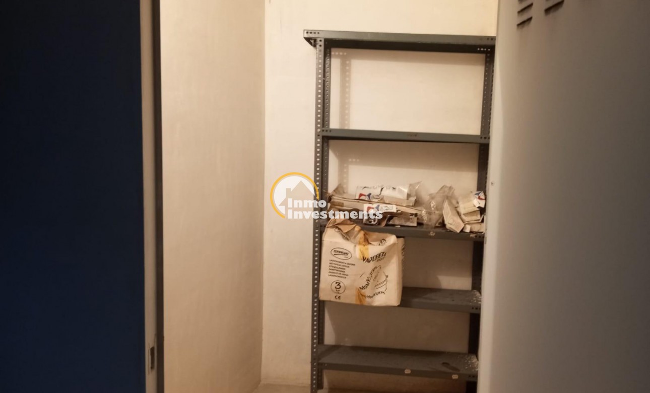 Resale - Garage - Torrevieja - La Mata