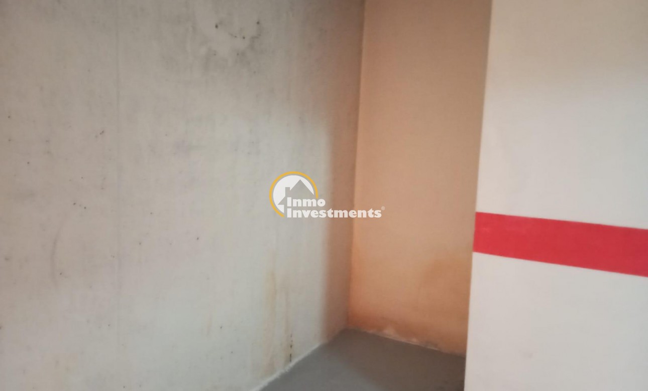Resale - Garage - Torrevieja - La Mata