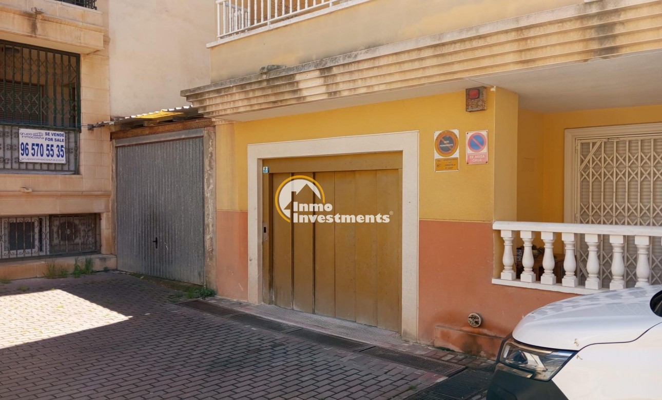 Resale - Garage - Torrevieja - La Mata