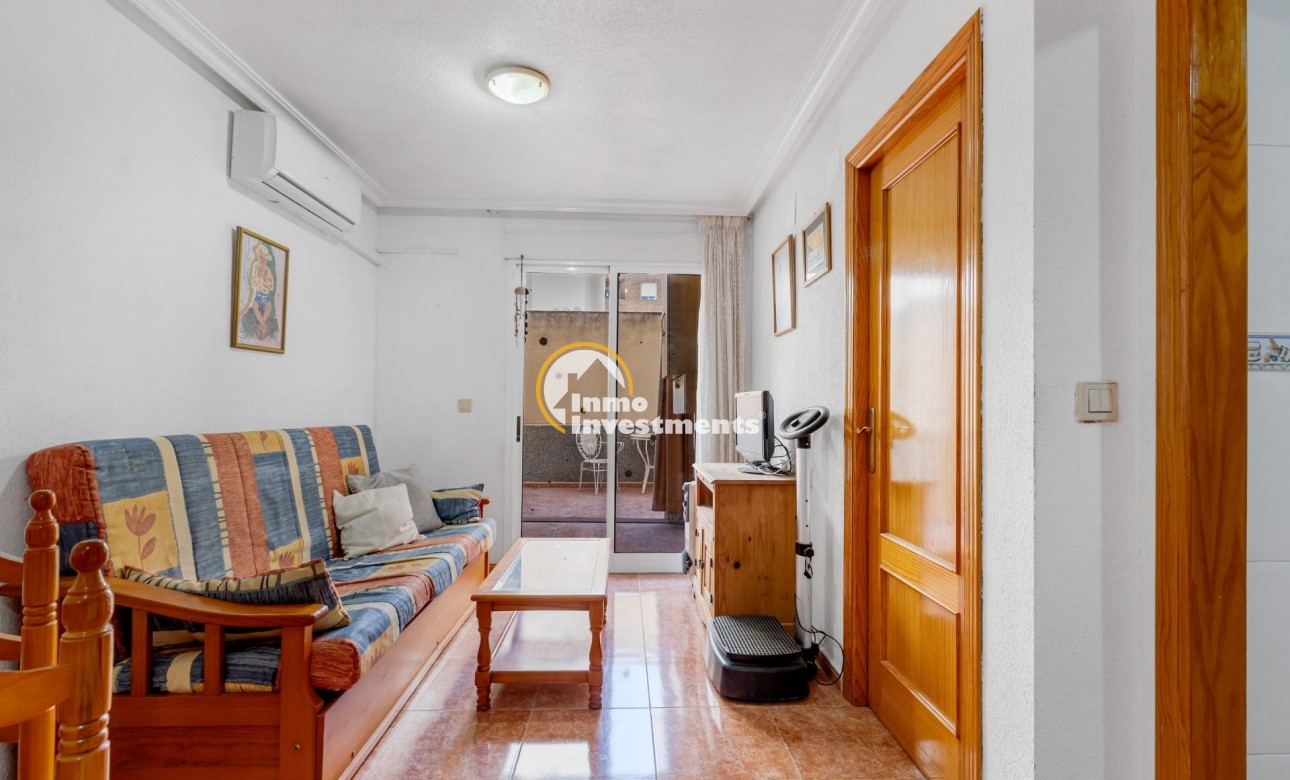 Resale - Apartment - Torrevieja