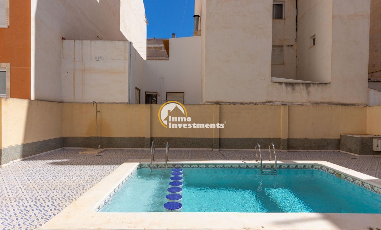 Resale - Apartment - Torrevieja