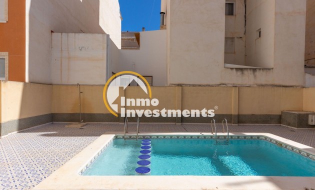 Resale - Apartment - Torrevieja