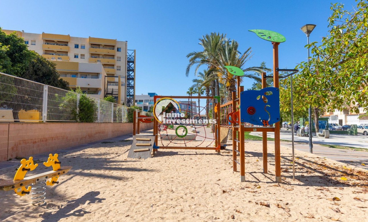 Resale - Apartment - Torrevieja