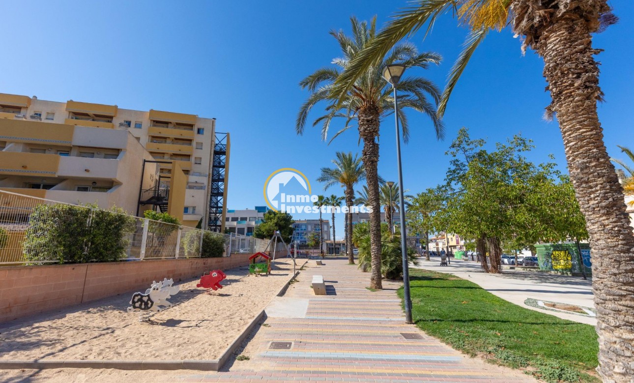 Resale - Apartment - Torrevieja