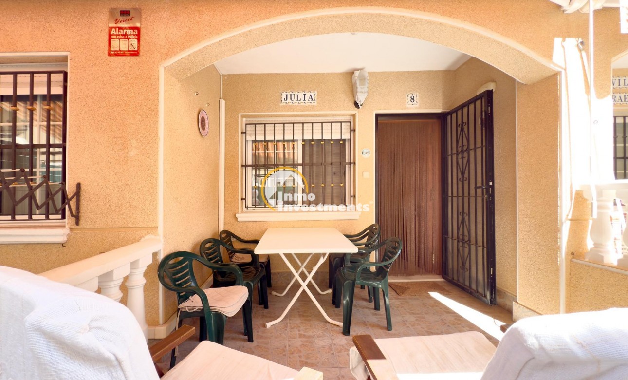 Resale - Bungalow - Torrevieja - La Mata pueblo