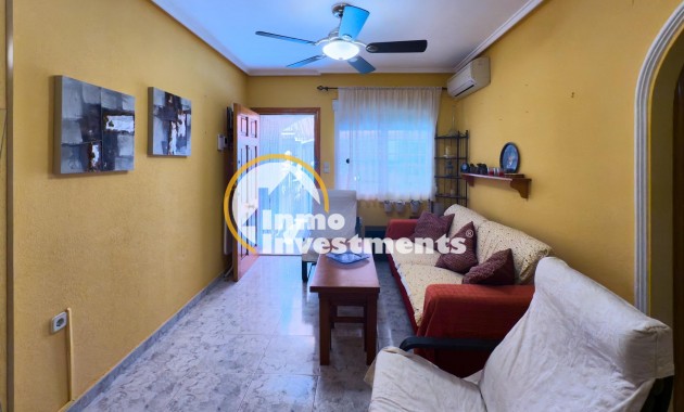 Resale - Bungalow - Torrevieja - La Mata pueblo