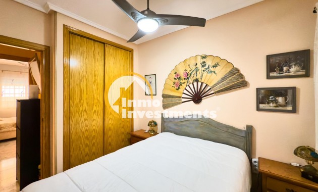 Resale - Bungalow - Torrevieja - La Mata pueblo