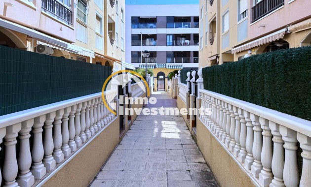 Resale - Bungalow - Torrevieja - La Mata pueblo