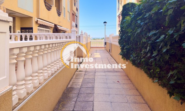 Resale - Bungalow - Torrevieja - La Mata pueblo