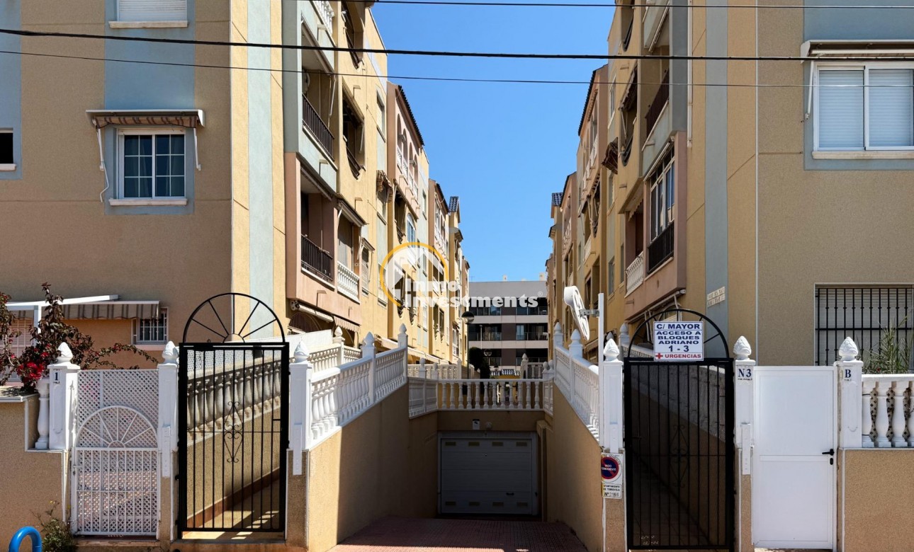 Resale - Bungalow - Torrevieja - La Mata pueblo