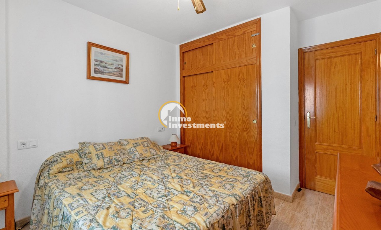 Resale - Apartment - Torrevieja - La Siesta - El Salado - Torreta