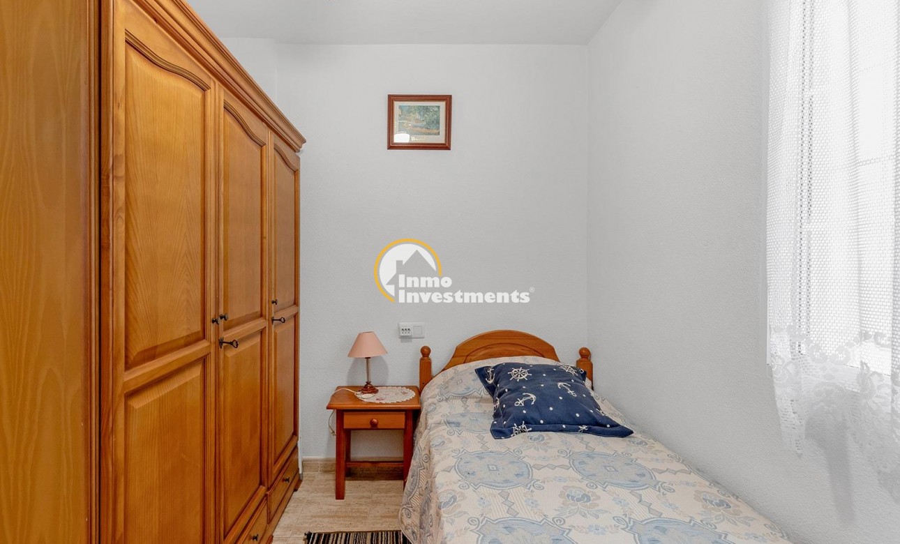 Resale - Apartment - Torrevieja - La Siesta - El Salado - Torreta