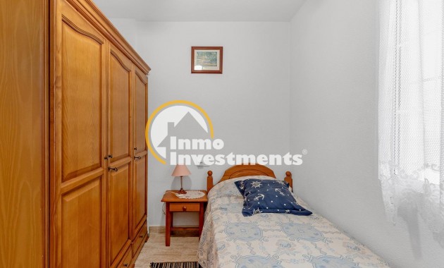 Resale - Apartment - Torrevieja - La Siesta - El Salado - Torreta