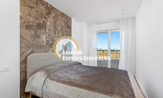 Resale - Apartment - Punta Prima - Beachside