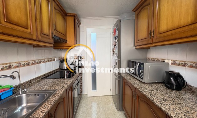 Resale - Apartment - Torrevieja - Centro