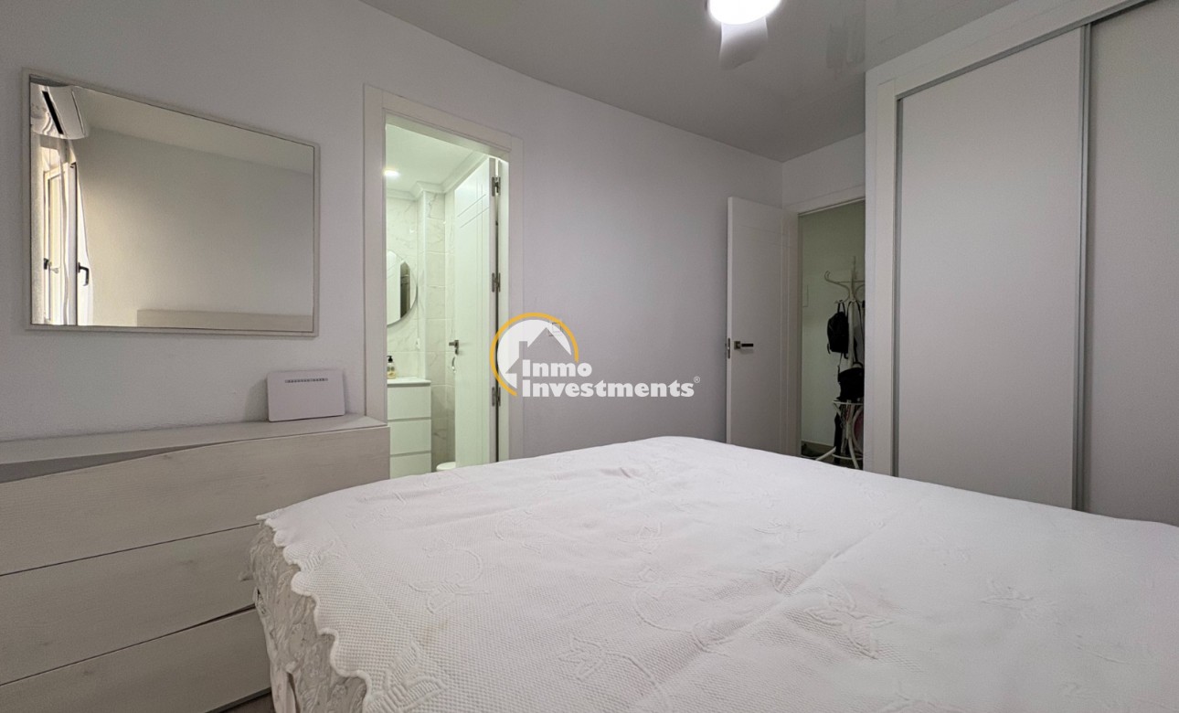 Resale - Apartment - Torrevieja - Centro