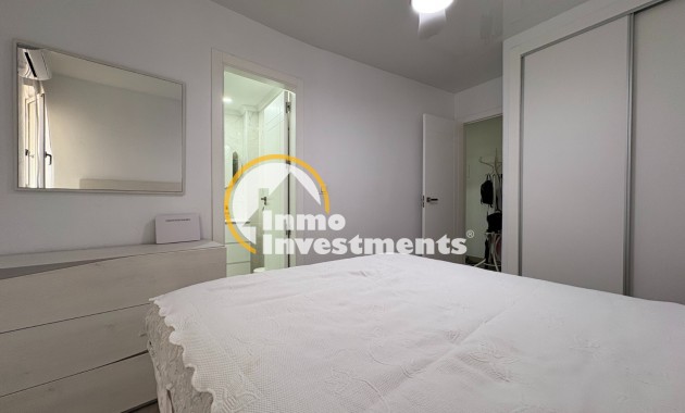 Resale - Apartment - Torrevieja - Centro