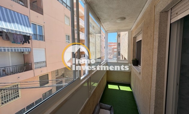 Resale - Apartment - Torrevieja - Centro